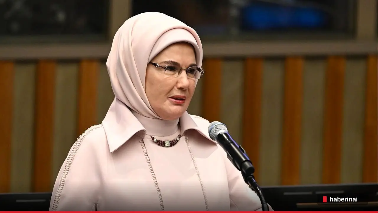 Emine Erdoğan, 13. TDT Zirvesi kapsamında liderlerle bir araya geldi