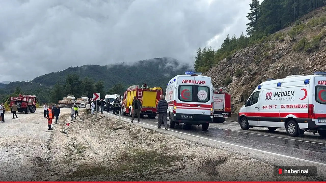 Burdur Ağlasun yolunda otobüs devrildi: 1 ölü ve 9 yaralı var