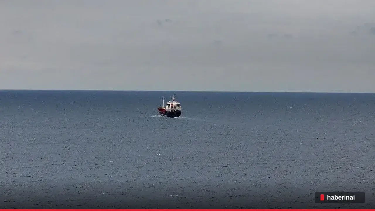 Silivri açıklarında batan geminin mürettebatı için arama sürüyor